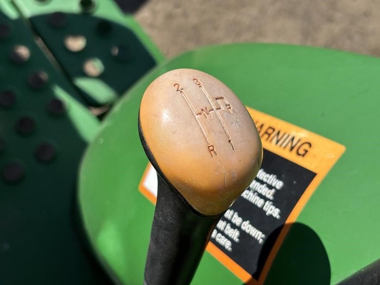 2016-john-deere-5055e-image-26