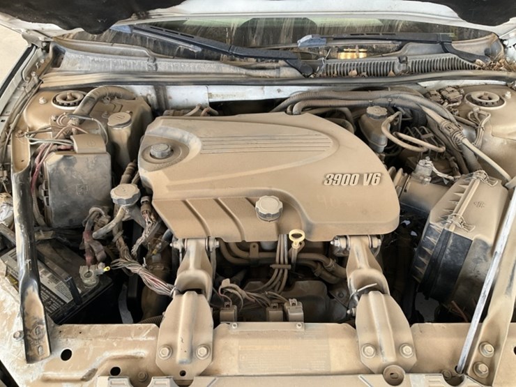 2010-chevrolet-impala-sdn-image-11