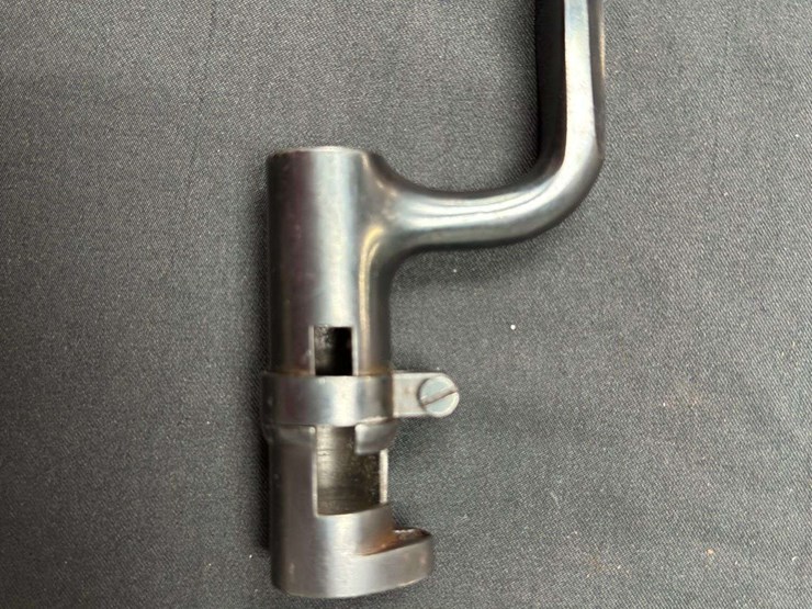 us-model-1873-springfield-trapdoor-socket-bayonet-w/scabbard-image-3