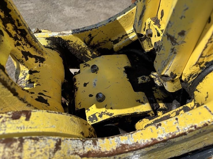 yanmar-sv100-1-image-13