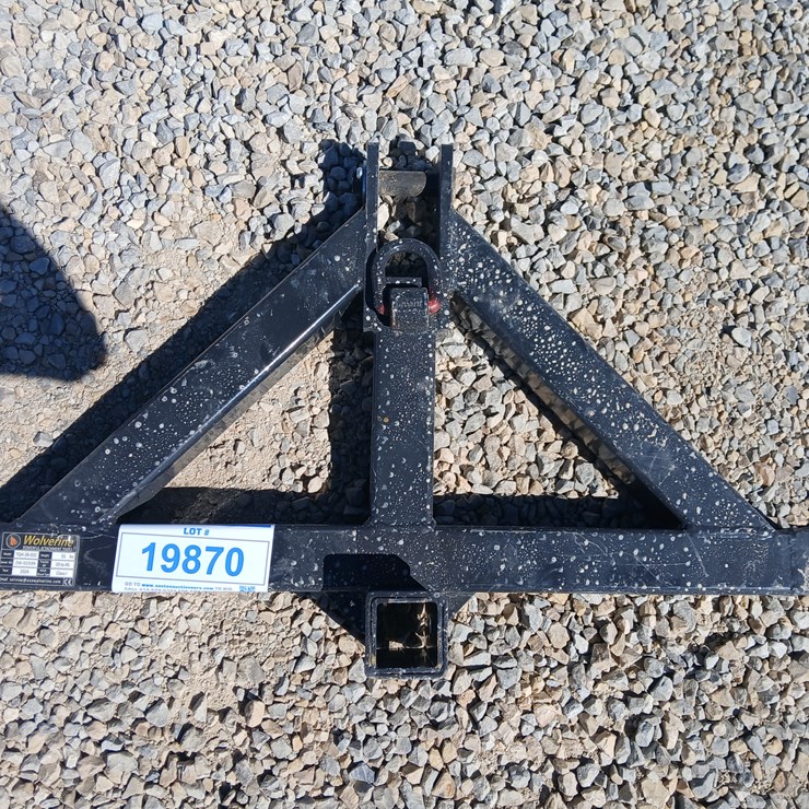 #19870 • Wolverine 3-point Trailer Hitch 2" Receiver