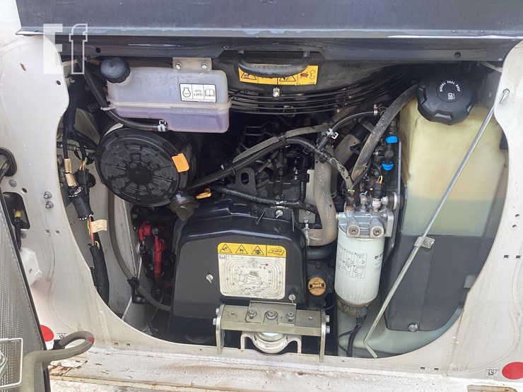 2021-bobcat-s64-image-12