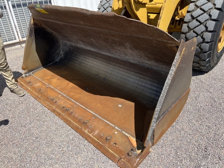 caterpillar-928g-image-11
