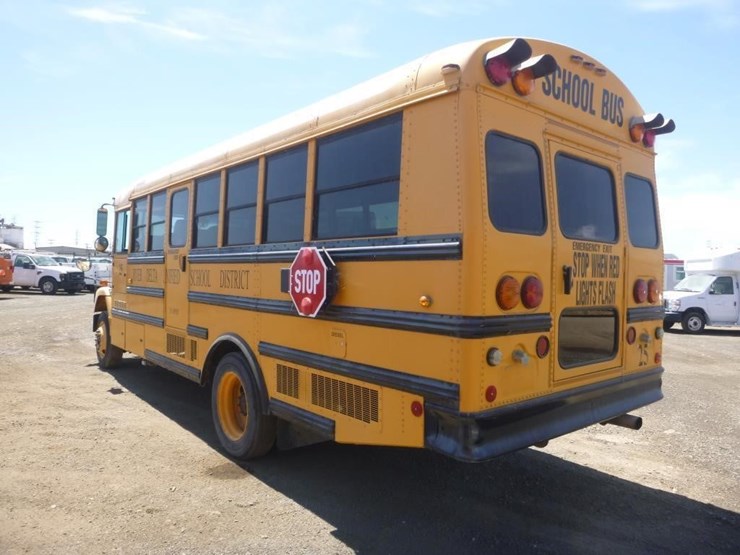 2006-freightliner-fs65-image-4