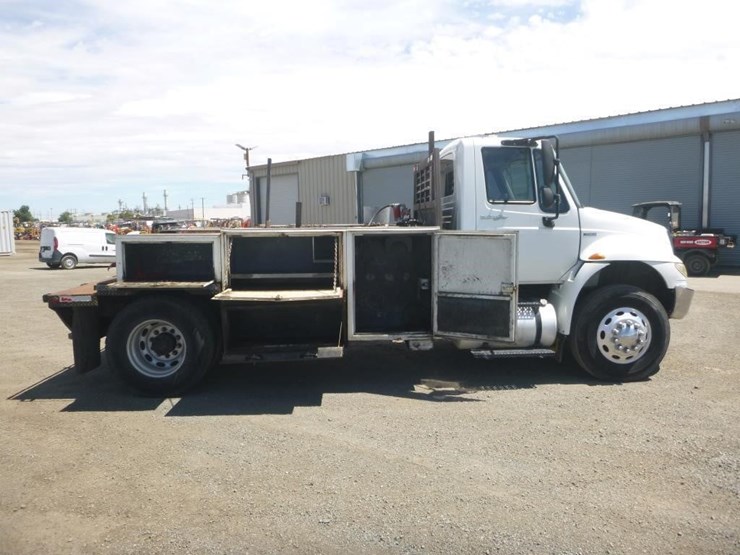 2012-international-durastar-4400-image-8