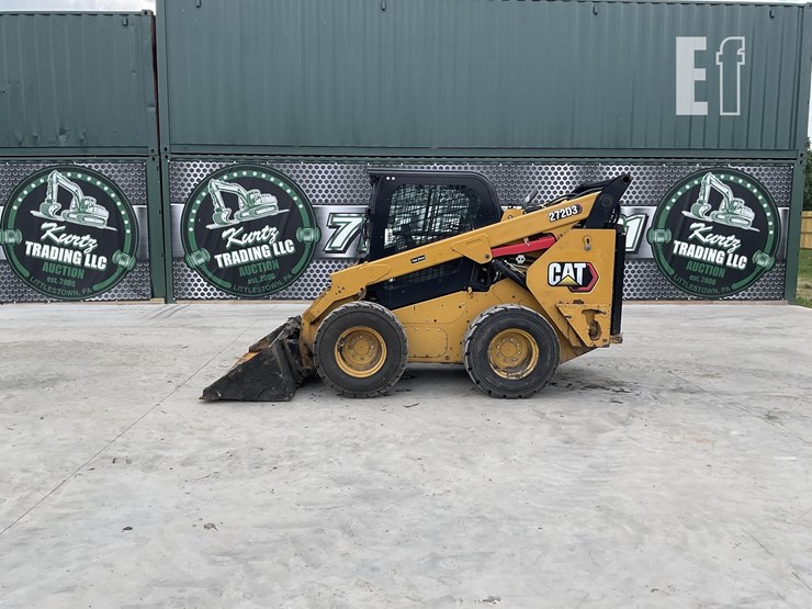 2021-caterpillar-272d3-image-1