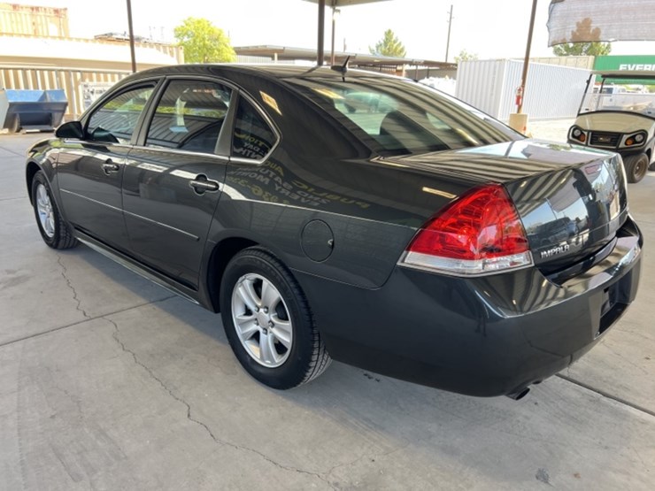 2015-chevrolet-impala-sdn-image-5