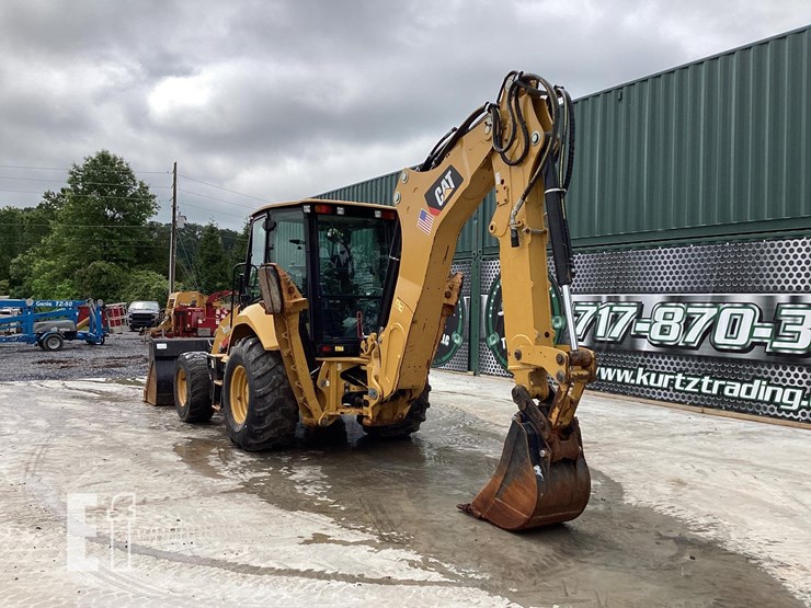 2019-caterpillar-440-image-2