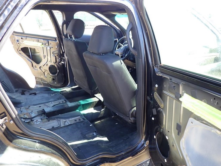 2017-ford-explorer-image-9