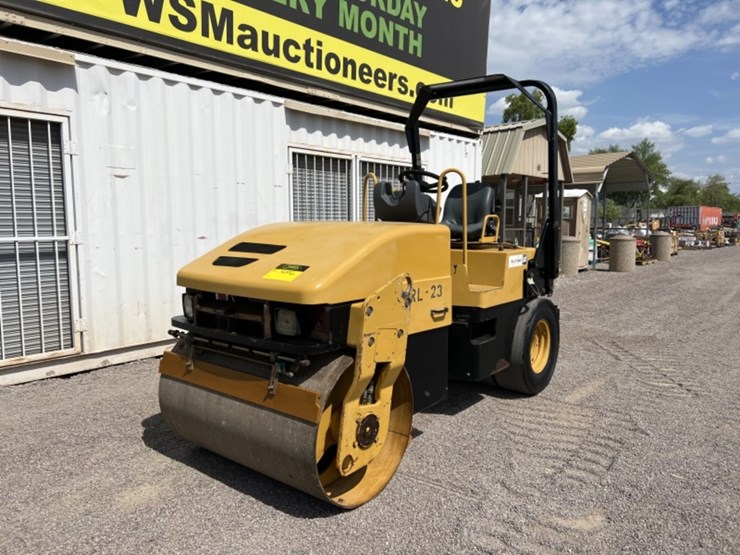 caterpillar-cb-335e-image-2