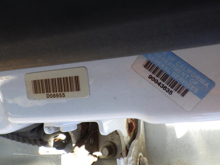 2009-chevrolet-1500-image-16