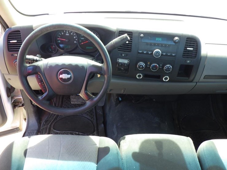 2008-chevrolet-1500-image-8