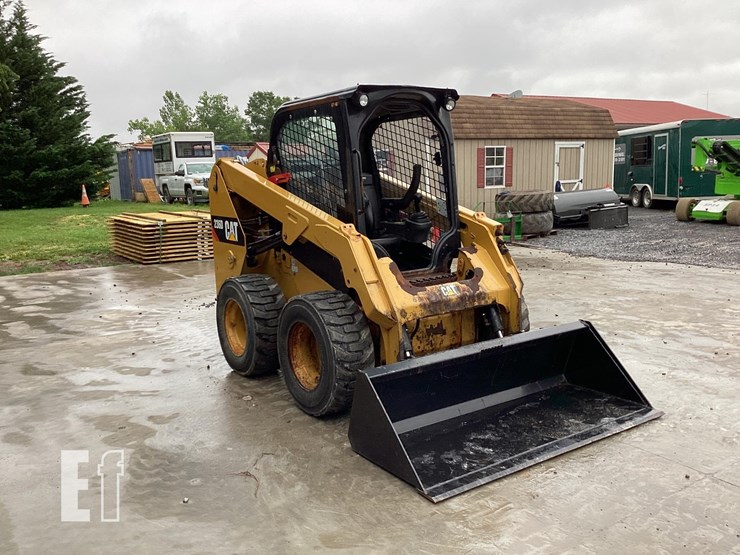 2019-caterpillar-236d-image-6