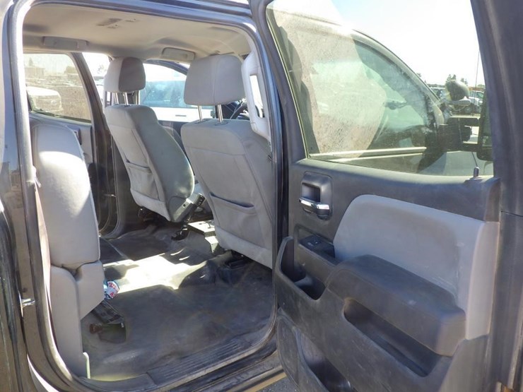 2017-chevrolet-1500-image-9