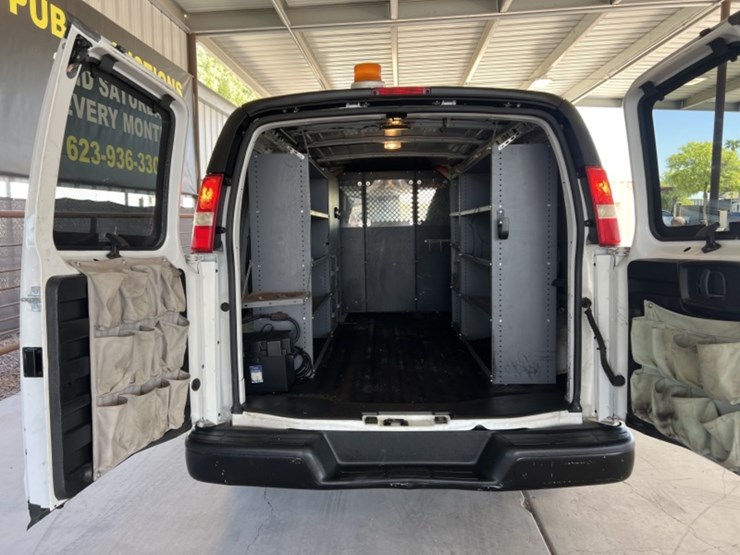 2012-chevrolet-express-1500-image-12