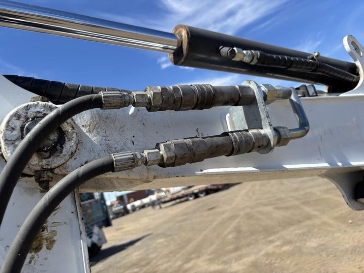 2019-bobcat-e26-image-15