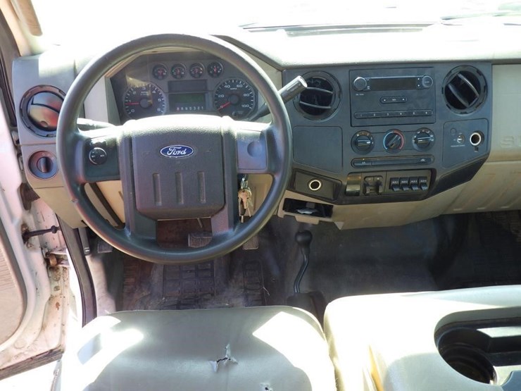 2008-ford-f550-image-7