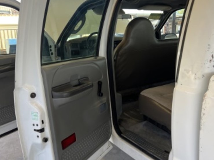 2003-ford-f250-image-25