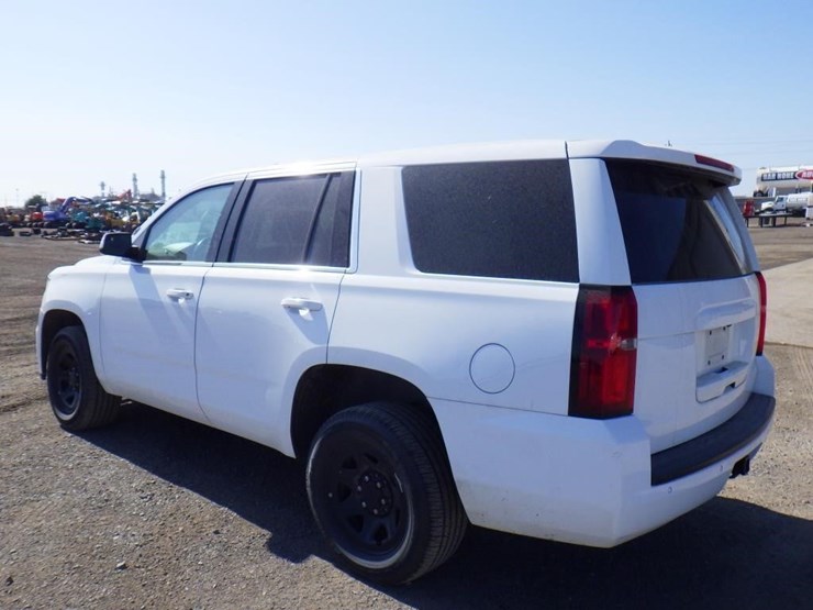 2020-chevrolet-tahoe-image-5