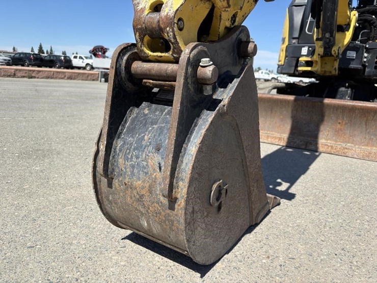 2020-yanmar-vi035-hydraulic-excavator-image-12