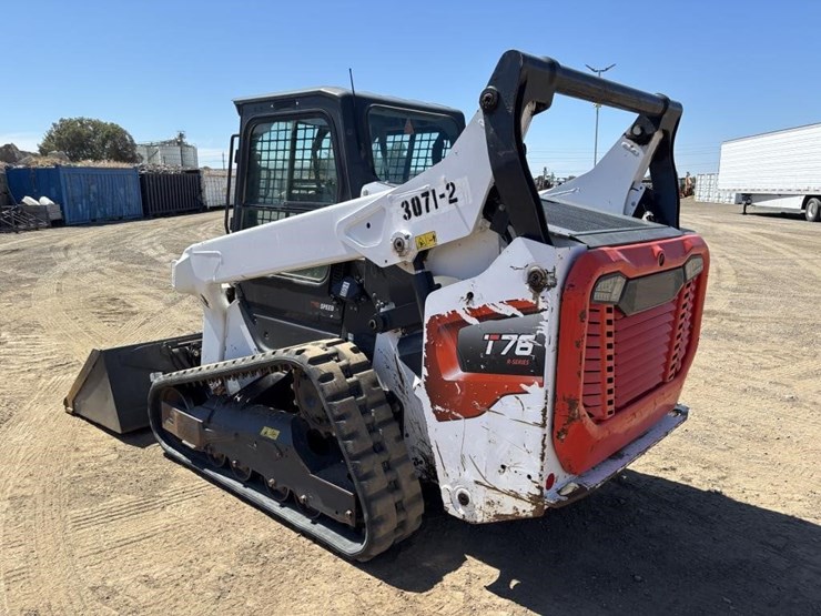 2021-bobcat-t76-image-4