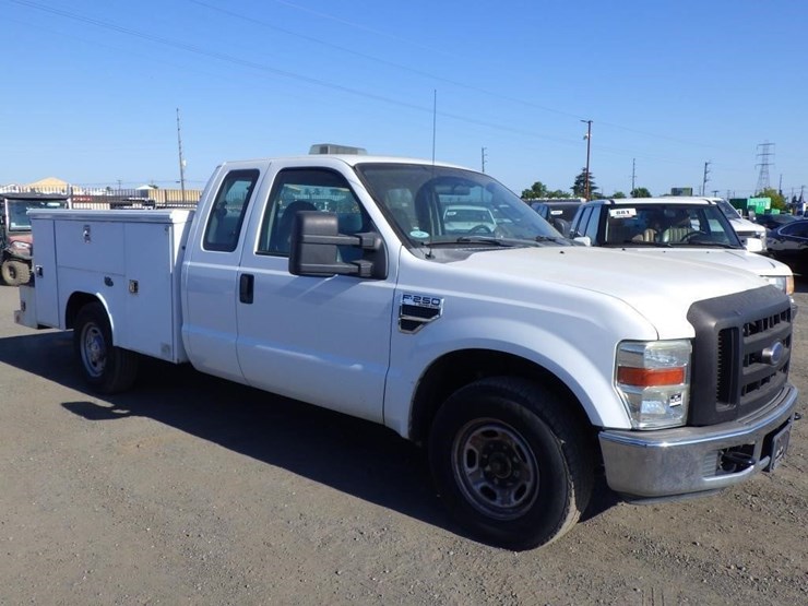 2010-ford-f350-image-2