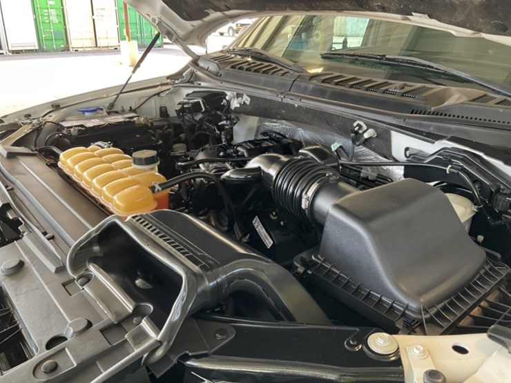 2016-ford-f150-image-15