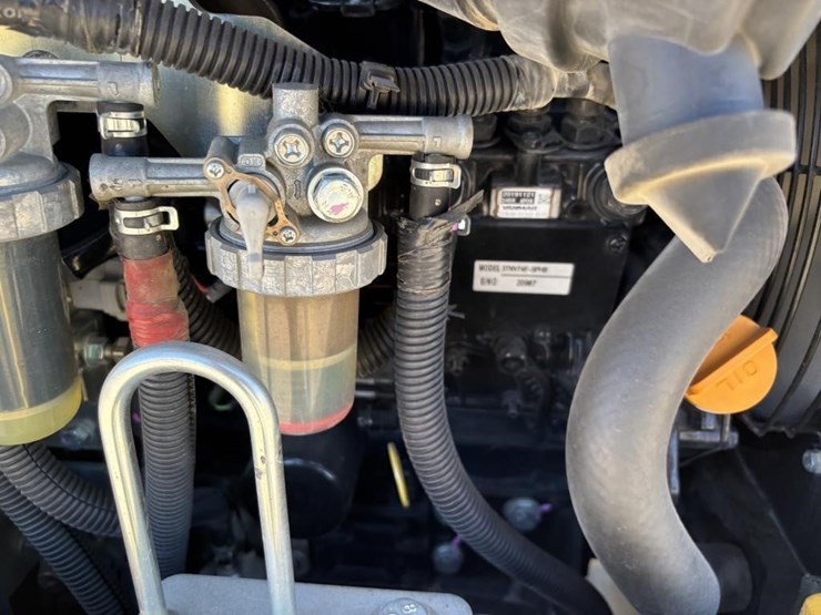 2020-deere-17g-image-39