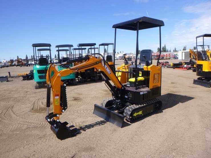 2025-vicsec-vc15j-hydraulic-excavator-image-1