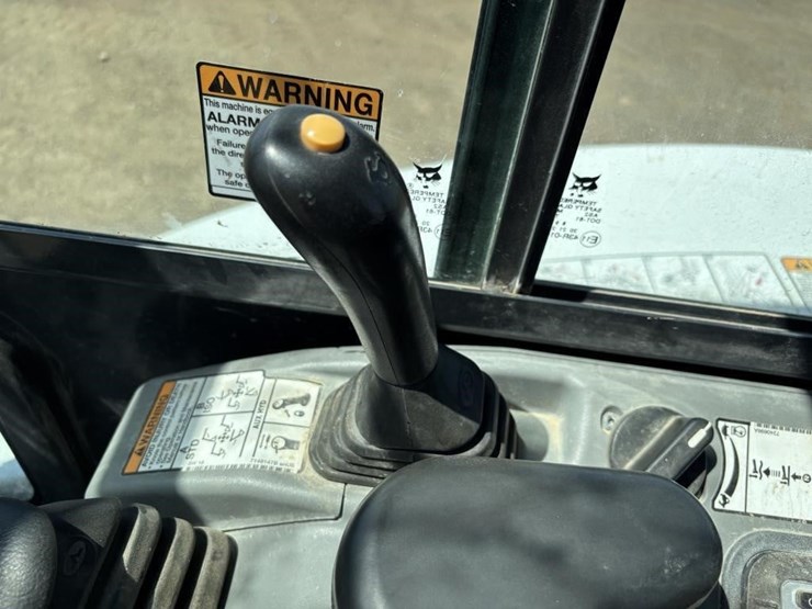 2020-bobcat-e55-image-34