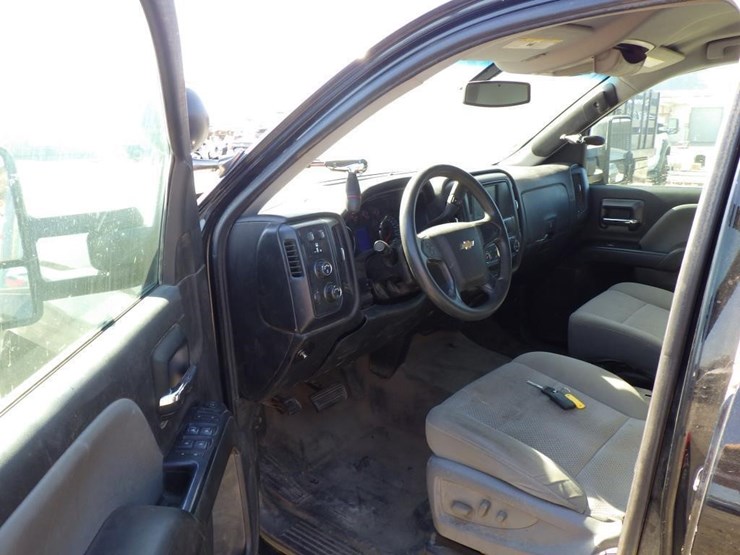 2017-chevrolet-1500-image-6
