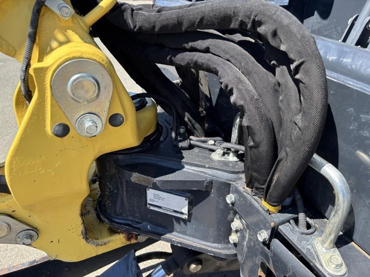 2020-yanmar-vi035-hydraulic-excavator-image-19