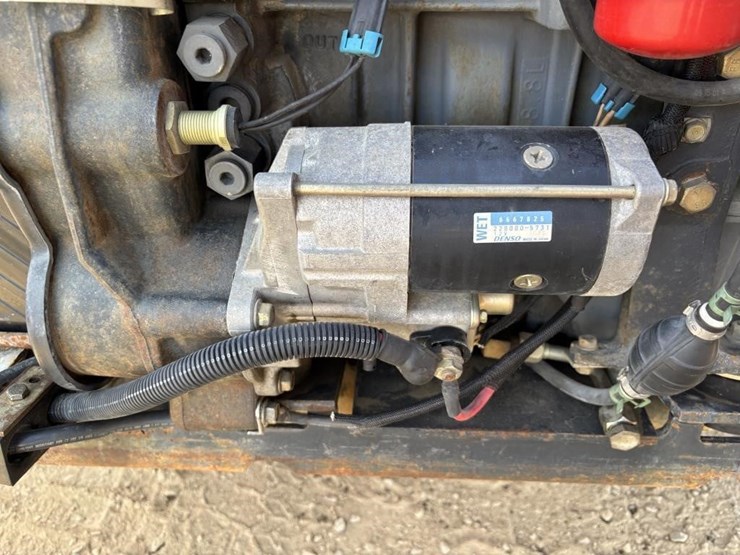2002-bobcat-863-image-35