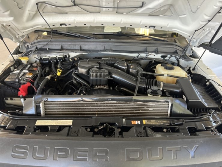2015-ford-f250-image-12
