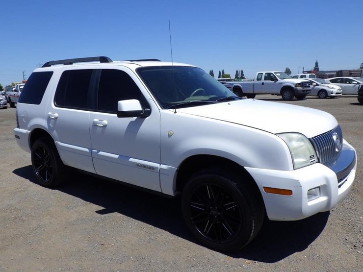 2007-mercury-mountaineer-image-2