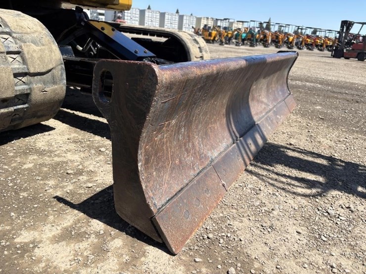 2019-caterpillar-305e2-hydraulic-excavator-image-10