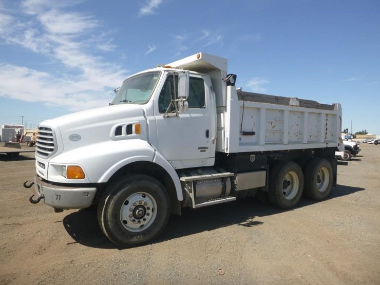 2009-sterling-lt9500-image-1