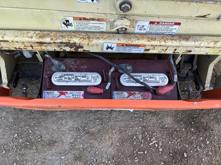 2015-jlg-1930es-image-10