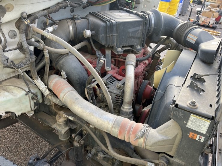 2015-ford-f750-image-19
