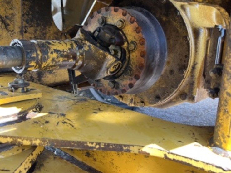caterpillar-928g-image-29
