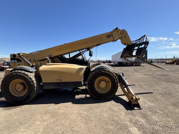 2004-caterpillar-th560b-image-7