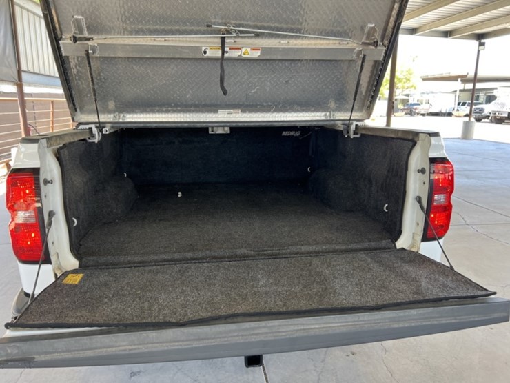 2018-chevrolet-silverado-1500-image-9