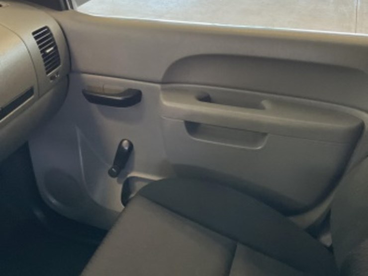 2013-chevrolet-silverado-1500-image-20