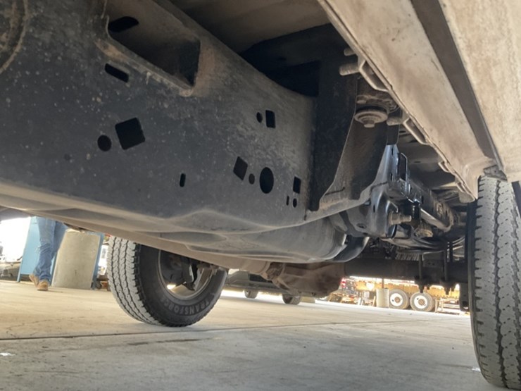 2016-ford-f150-image-25