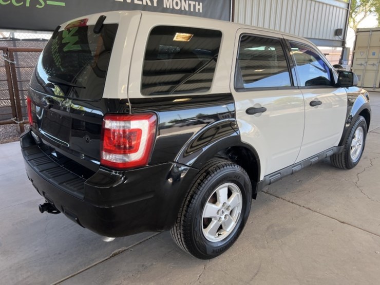2012-ford-escape-xls-image-7