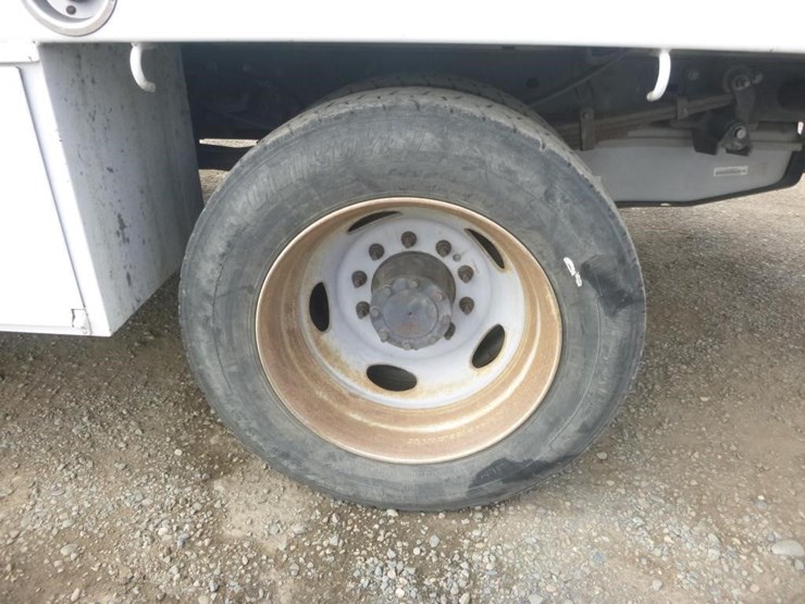 2012-ford-f550-image-18