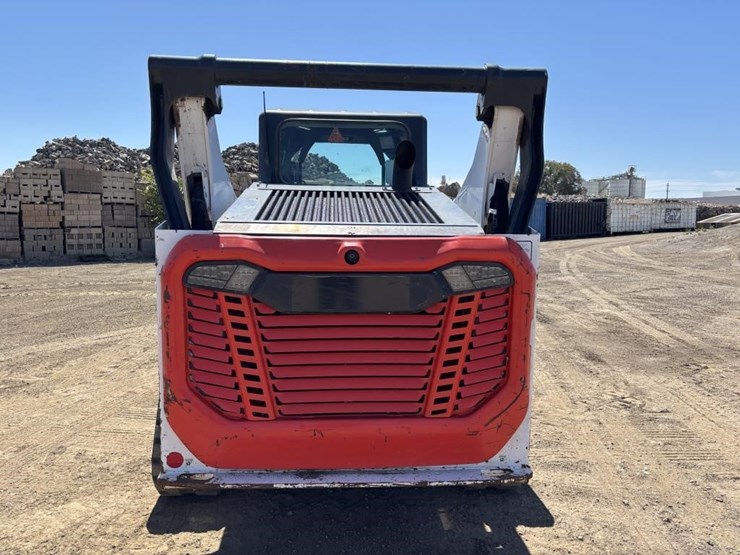 2021-bobcat-t76-image-8