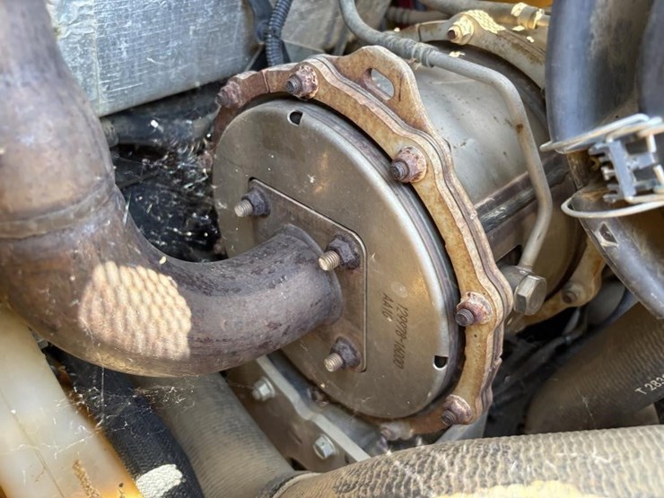 2015-deere-333e-image-32