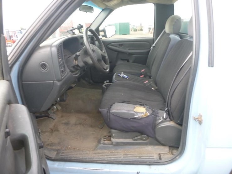 2006-gmc-2500-image-9
