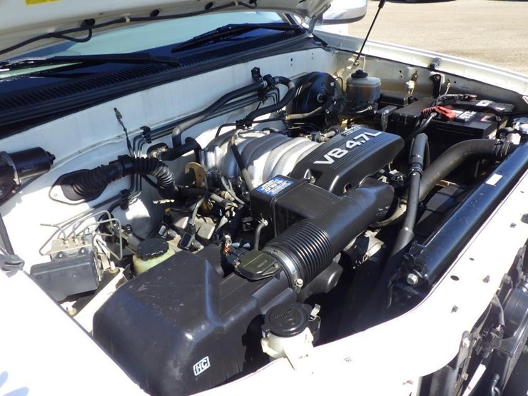 2004-toyota-tundra-image-11